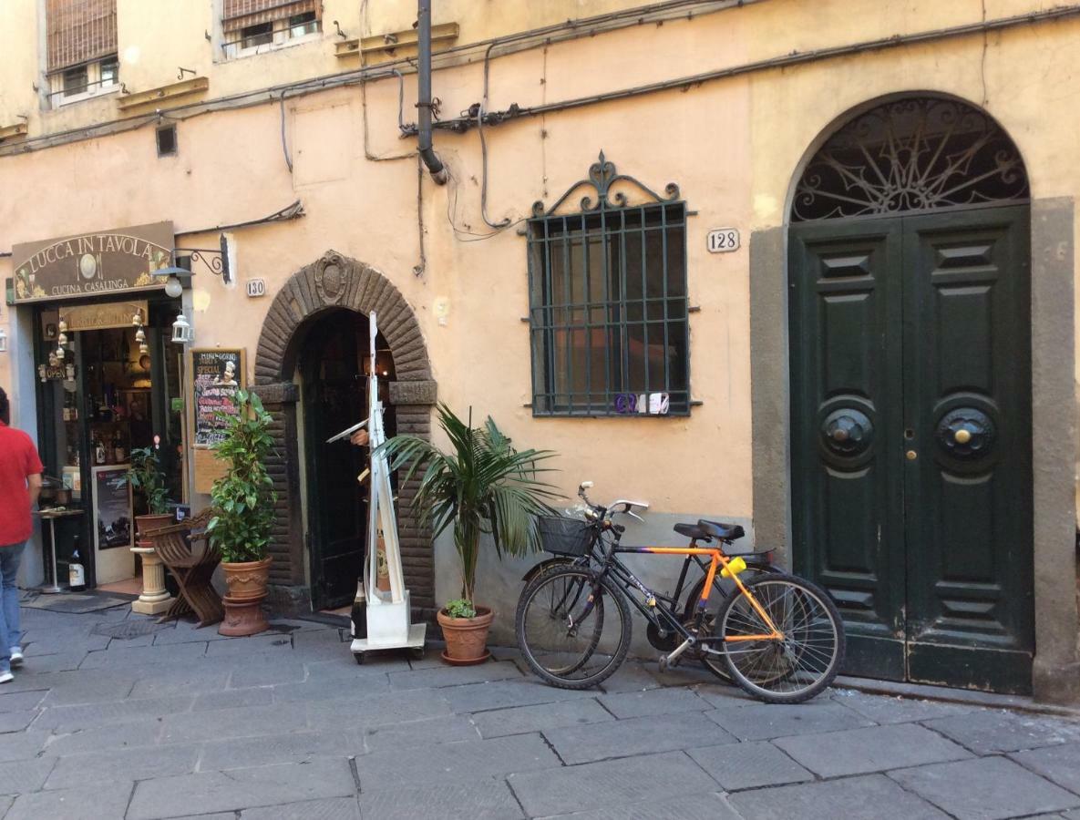 Mavi'S Bedrooms Lucca Exterior photo